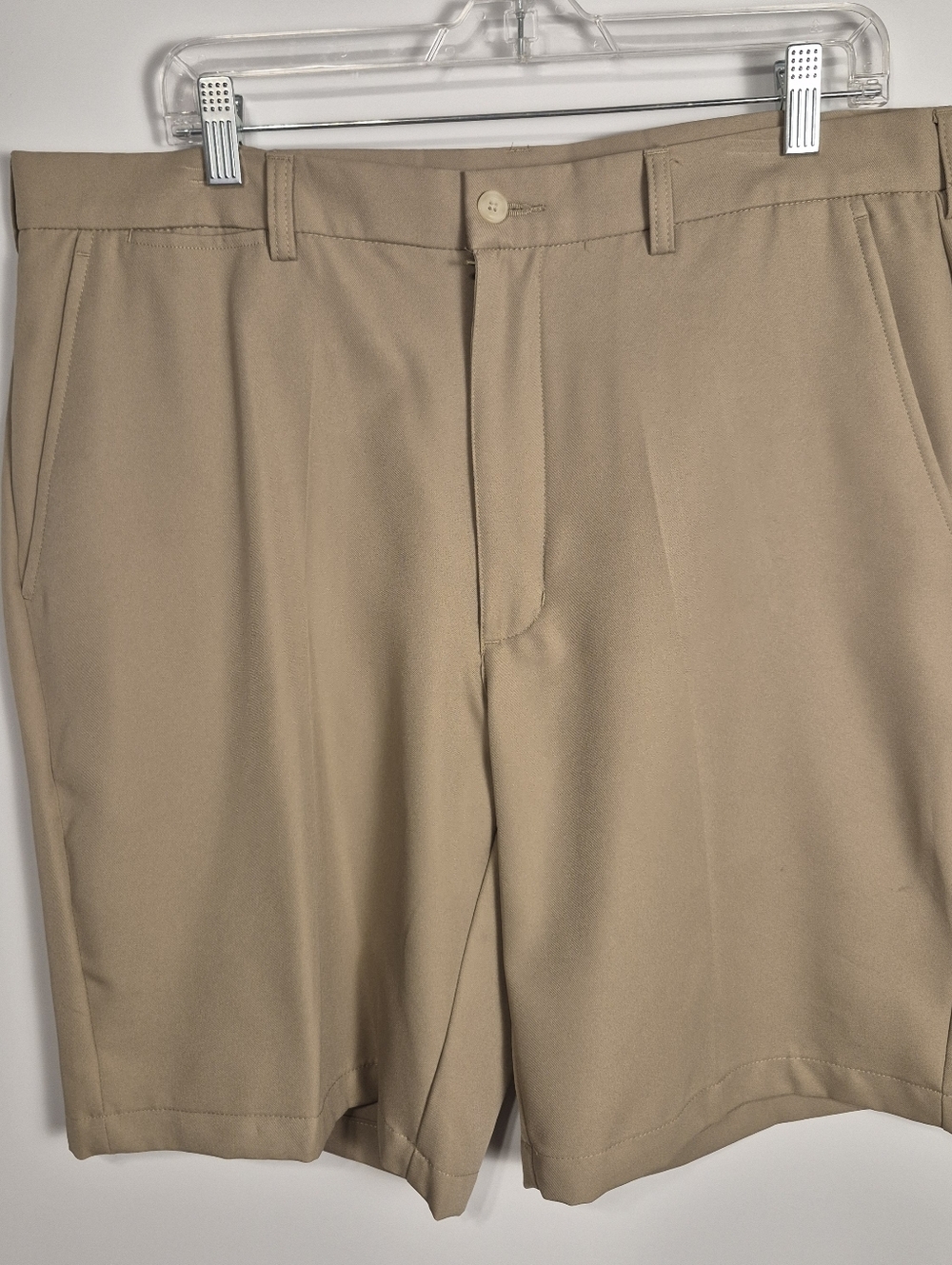 Ben Hogan Performance Golf Shorts Men’s 36 Khaki Flat Front Casual 10” Inseam